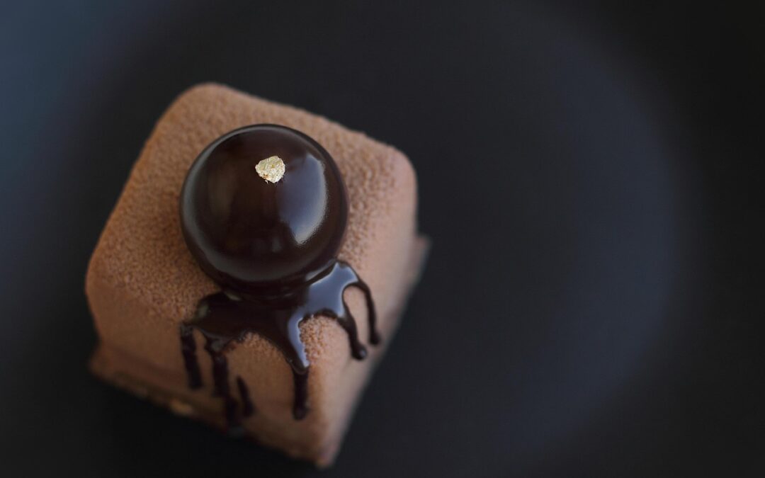 Creamy Chocolate Fudge / Dive Into A World Of Delicious…