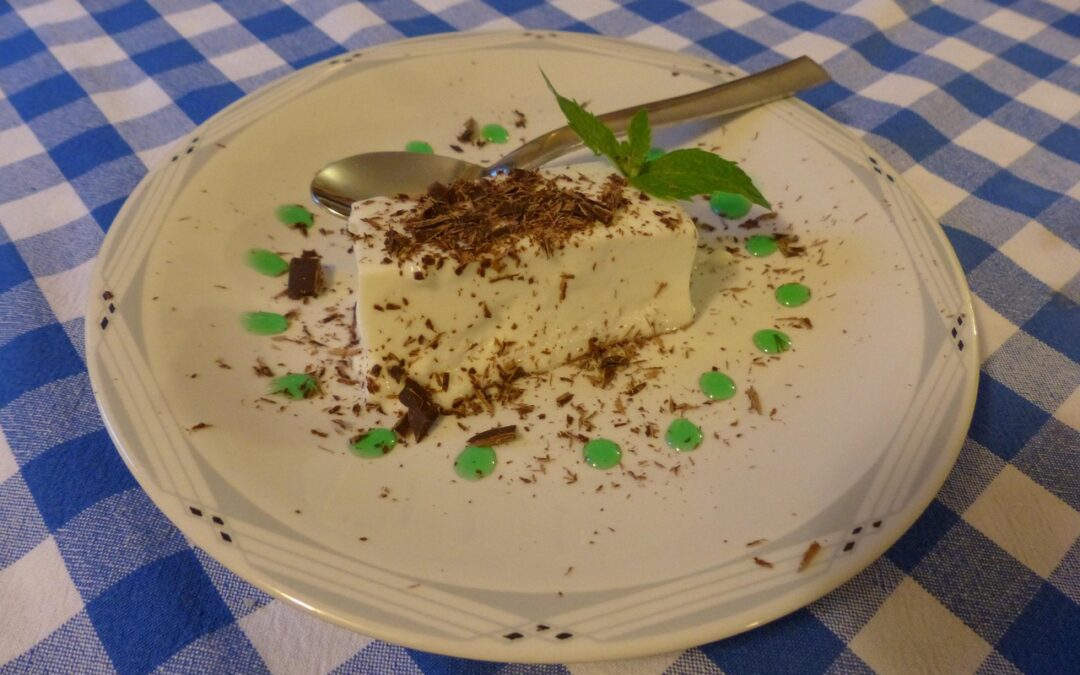 Mint Chocolate Fudge » Dive Into Decadence: The Best Fudge…